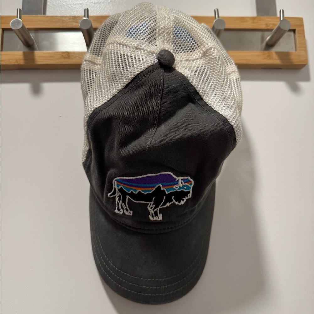 The North Face Black and White Trucker Hat
